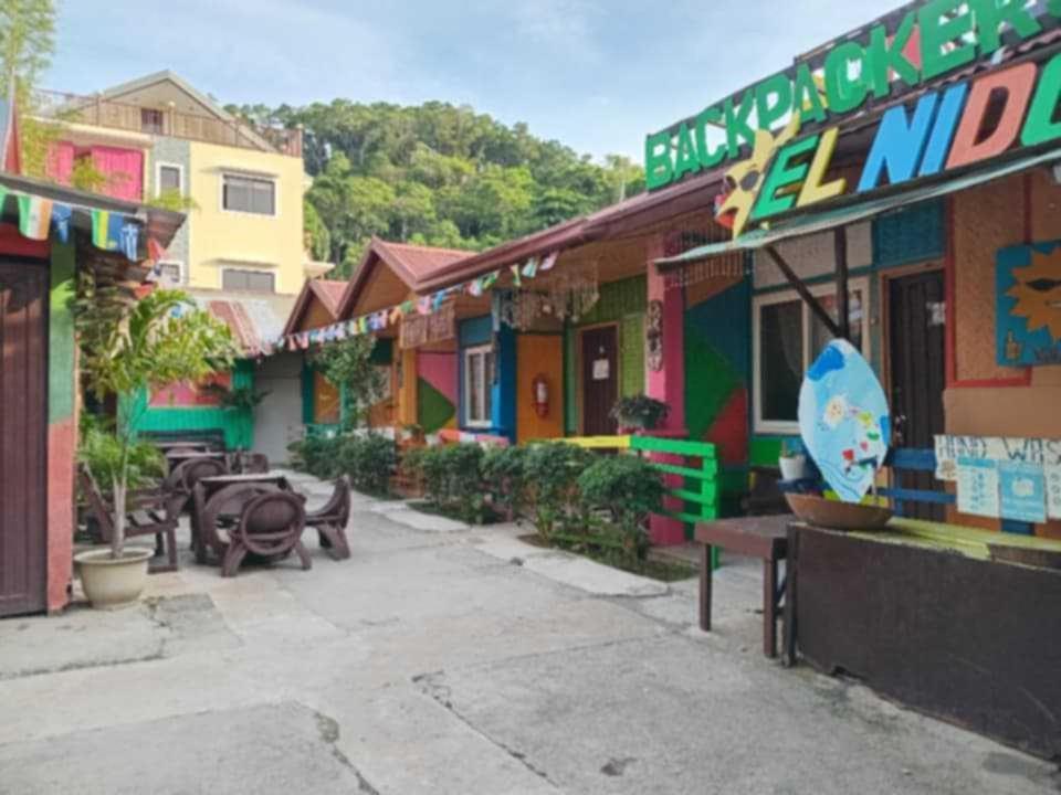 Paradise Budget Palawan Hostel El Nido Exterior photo