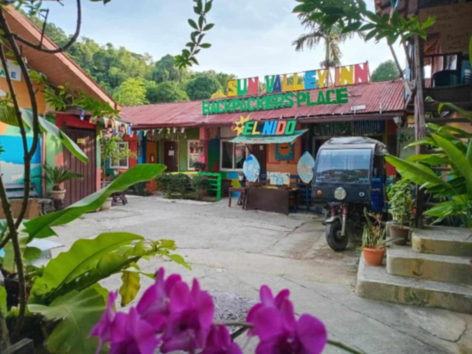 Paradise Budget Palawan Hostel El Nido Exterior photo