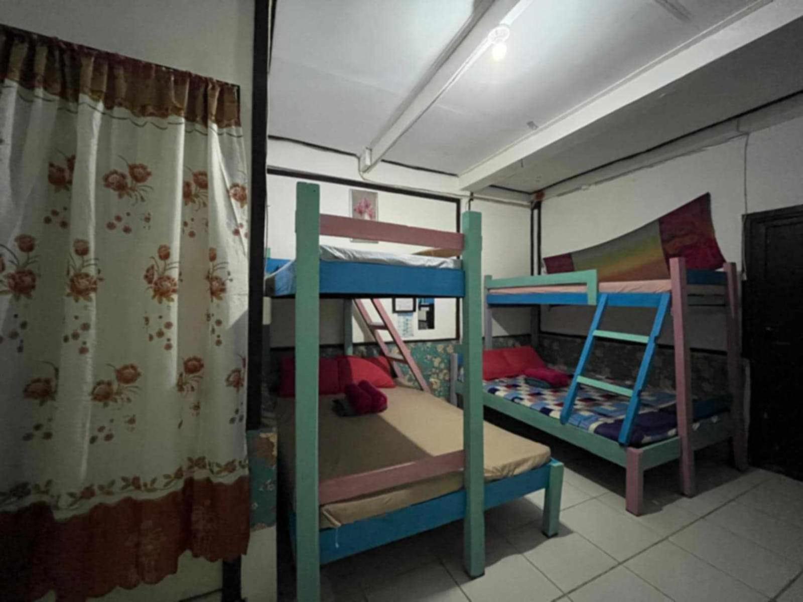 Paradise Budget Palawan Hostel El Nido Exterior photo